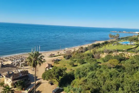 Image 2 thumb