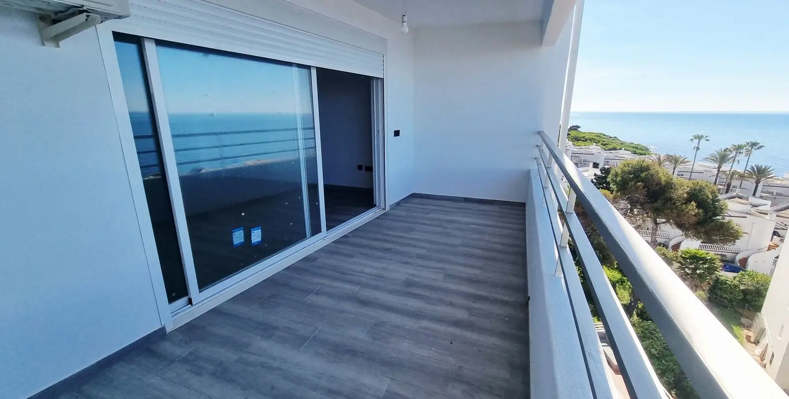 Sale of studio in Calahonda 7