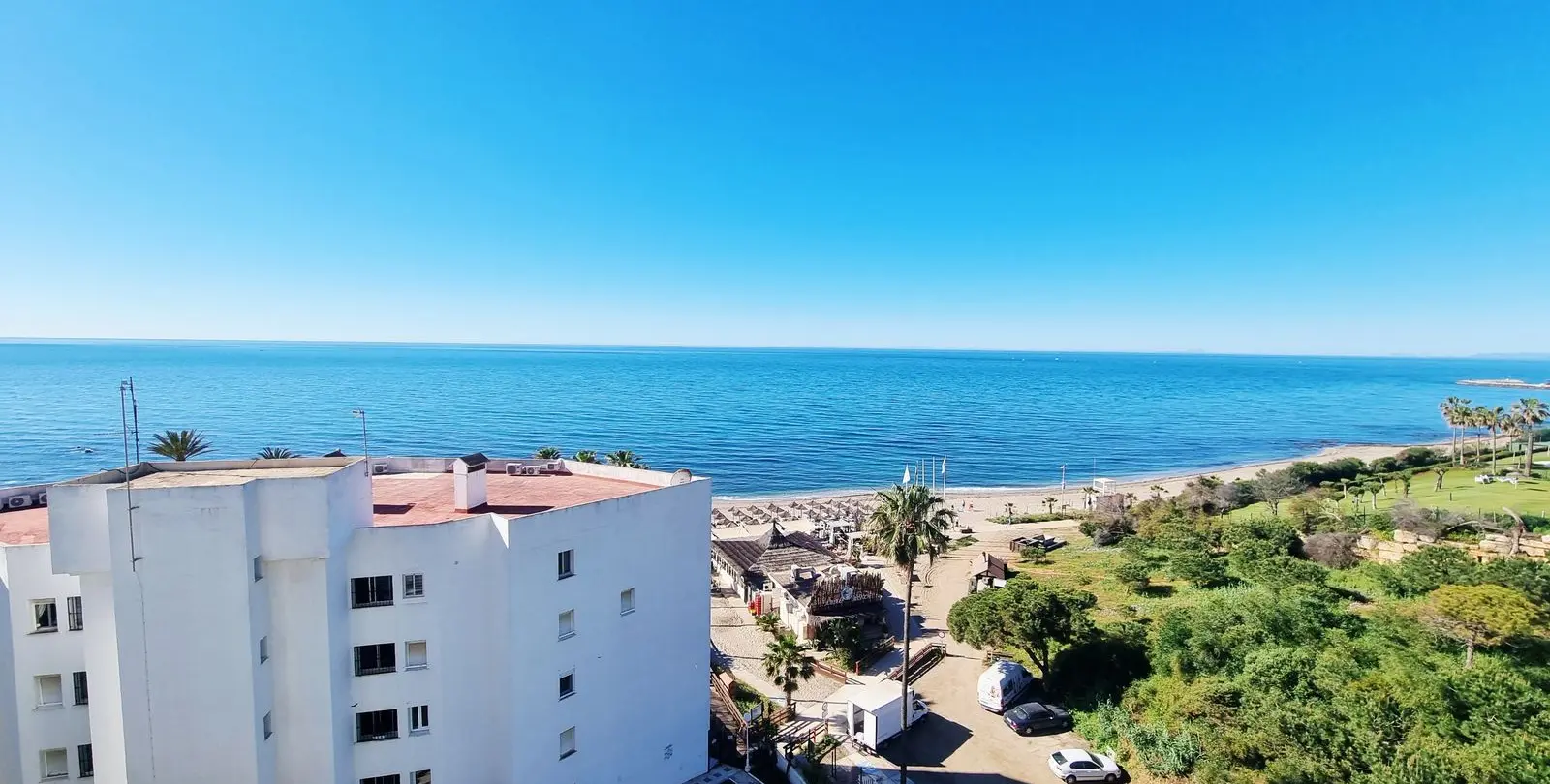 Sale of studio in Calahonda 19