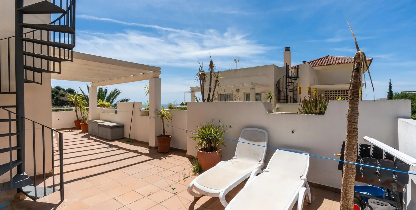 Продажа пентхауса в Calahonda 10