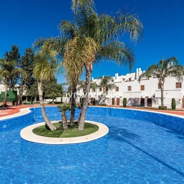 Sale of middle floor apartment in La Cala de Mijas