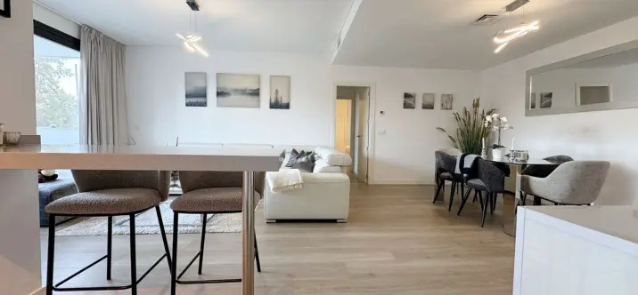 Sale of middle floor apartment in La Cala de Mijas 3