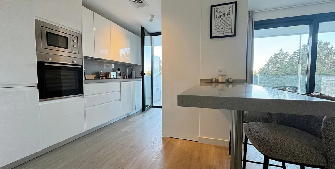 Sale of middle floor apartment in La Cala de Mijas 5