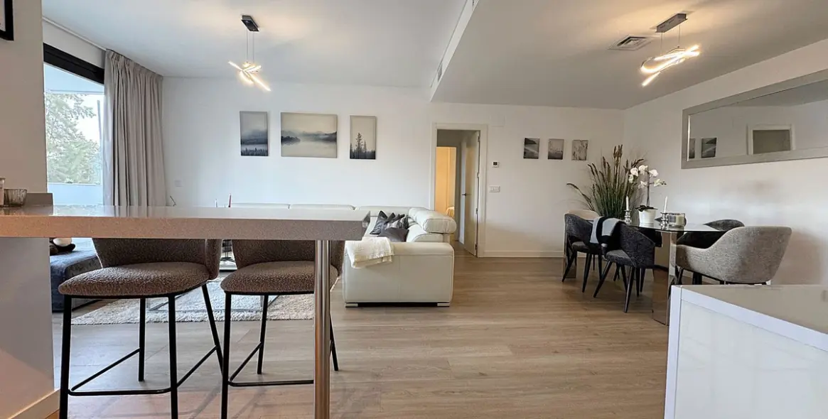 Sale of middle floor apartment in La Cala de Mijas 7