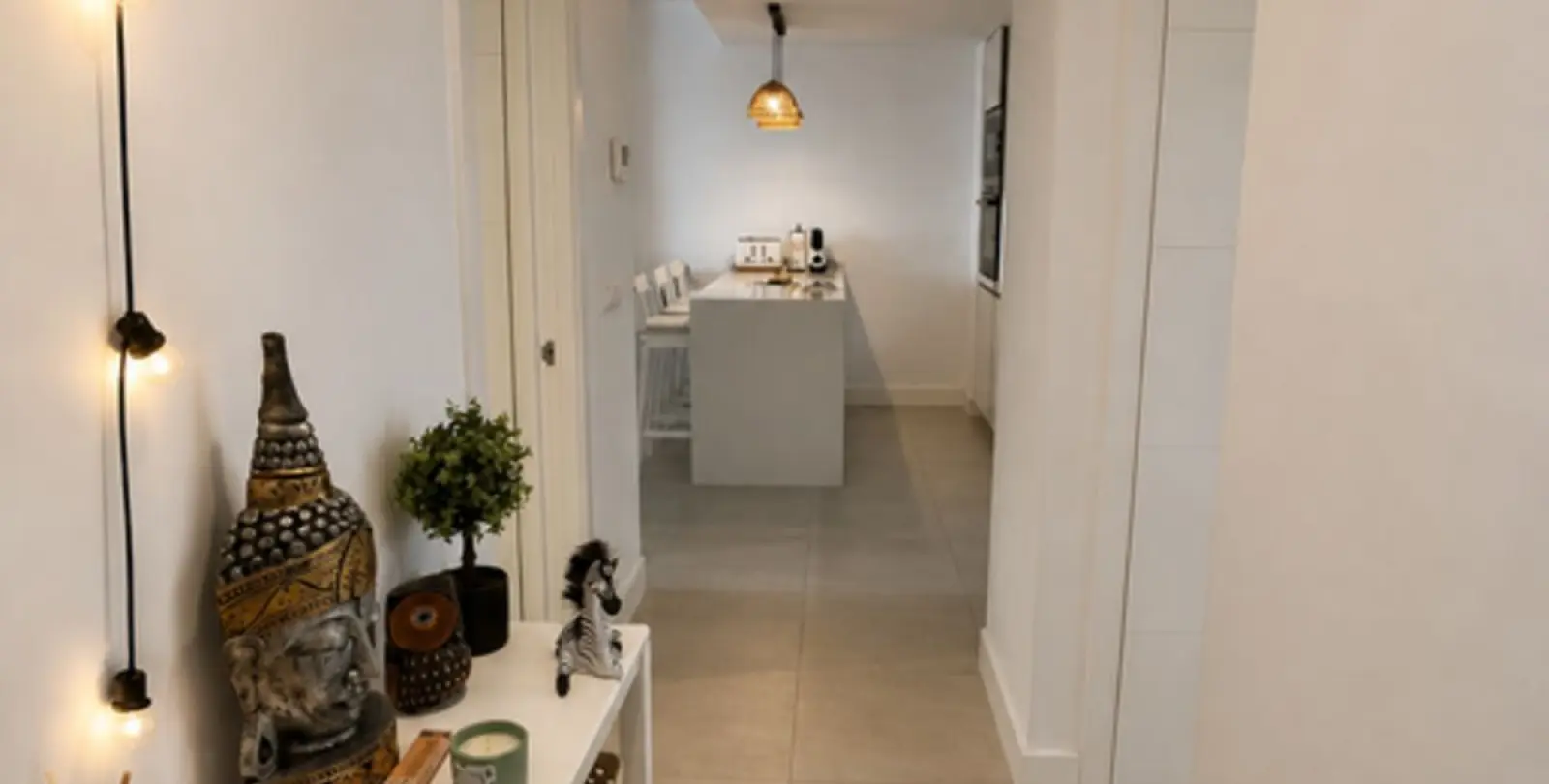 Sale of middle floor apartment in Manilva 7