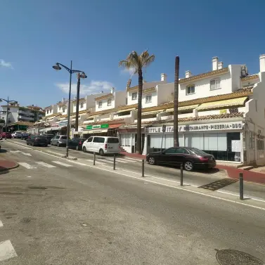 Sale of penthouse in Calahonda