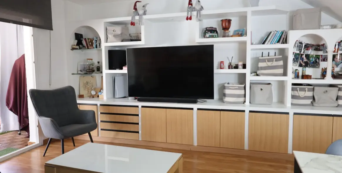 Sale of penthouse in Calahonda 12