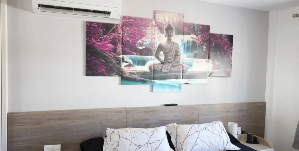 Sale of penthouse in Calahonda 26