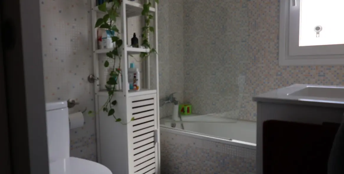 Sale of penthouse in Calahonda 30