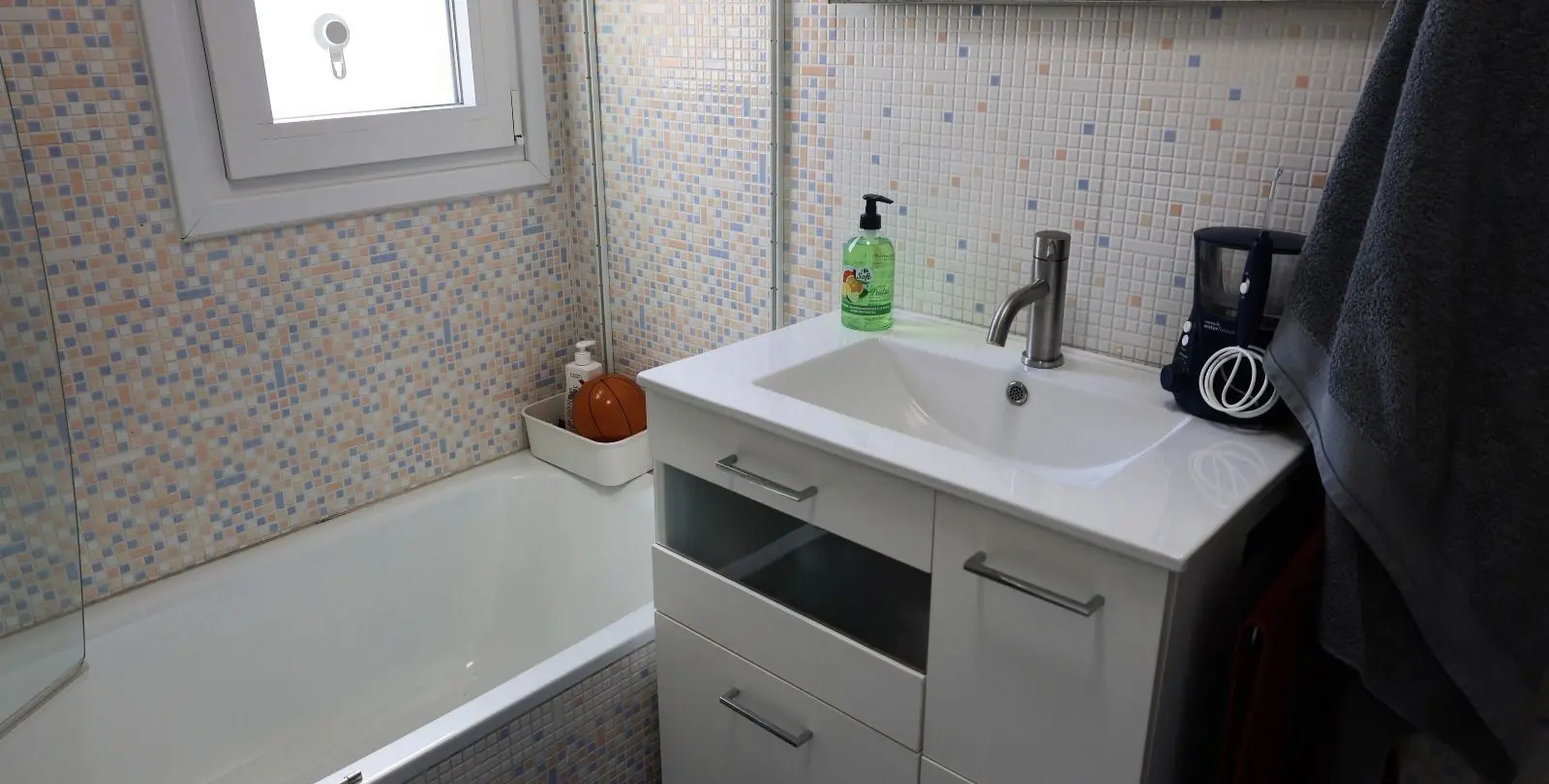 Sale of penthouse in Calahonda 29