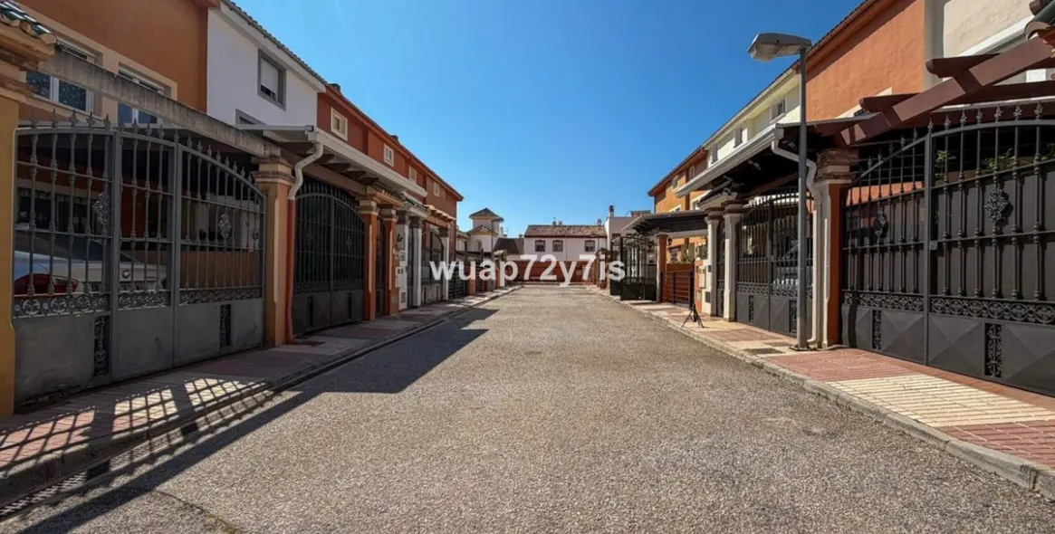 Sale of townhouse in San Pedro de Alcántara 45