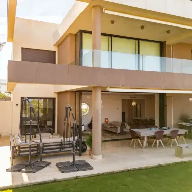 Venta de apartamento en planta baja en Cabopino