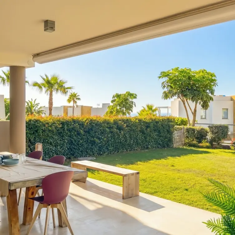 Venta de apartamento en planta baja en Cabopino