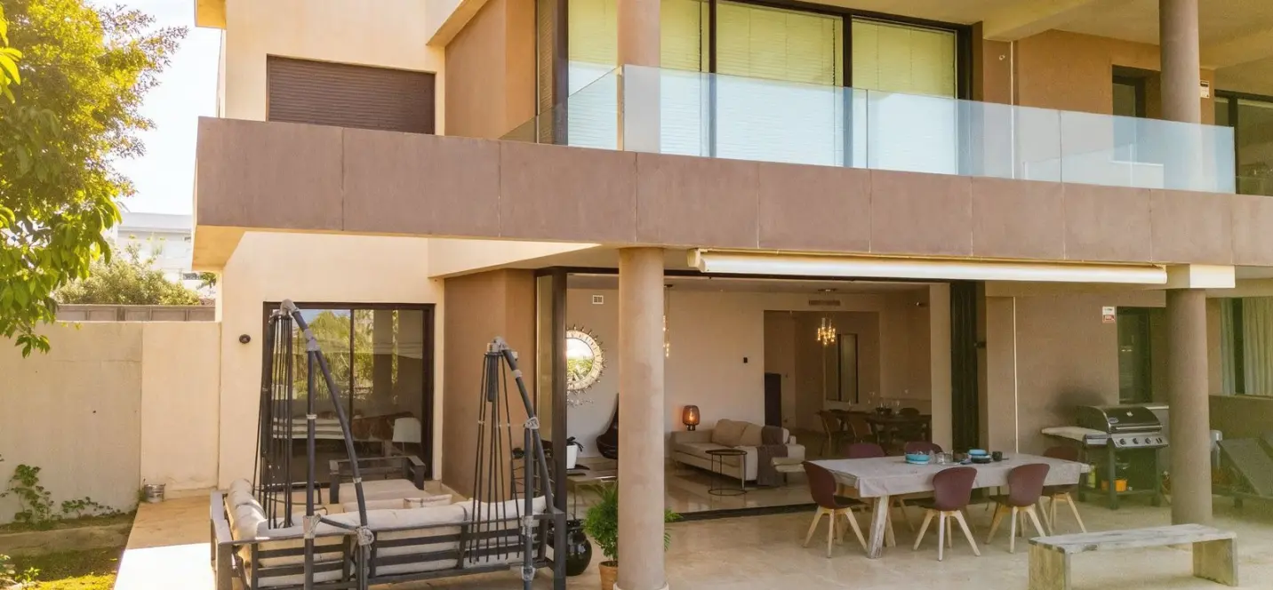 Venta de apartamento en planta baja en Cabopino 4
