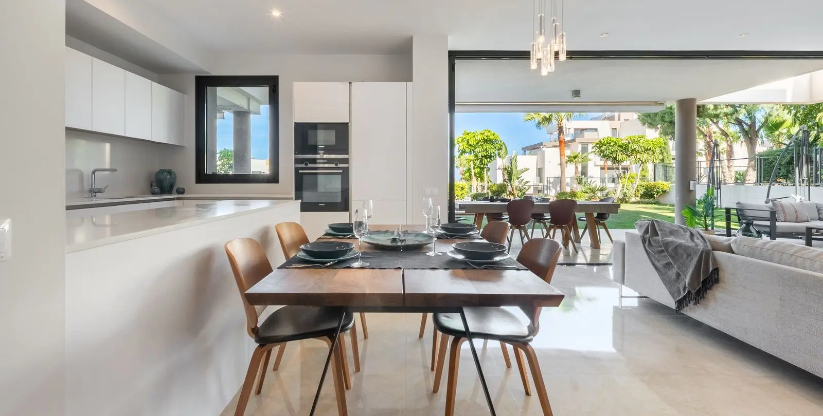 Venta de apartamento en planta baja en Cabopino 9