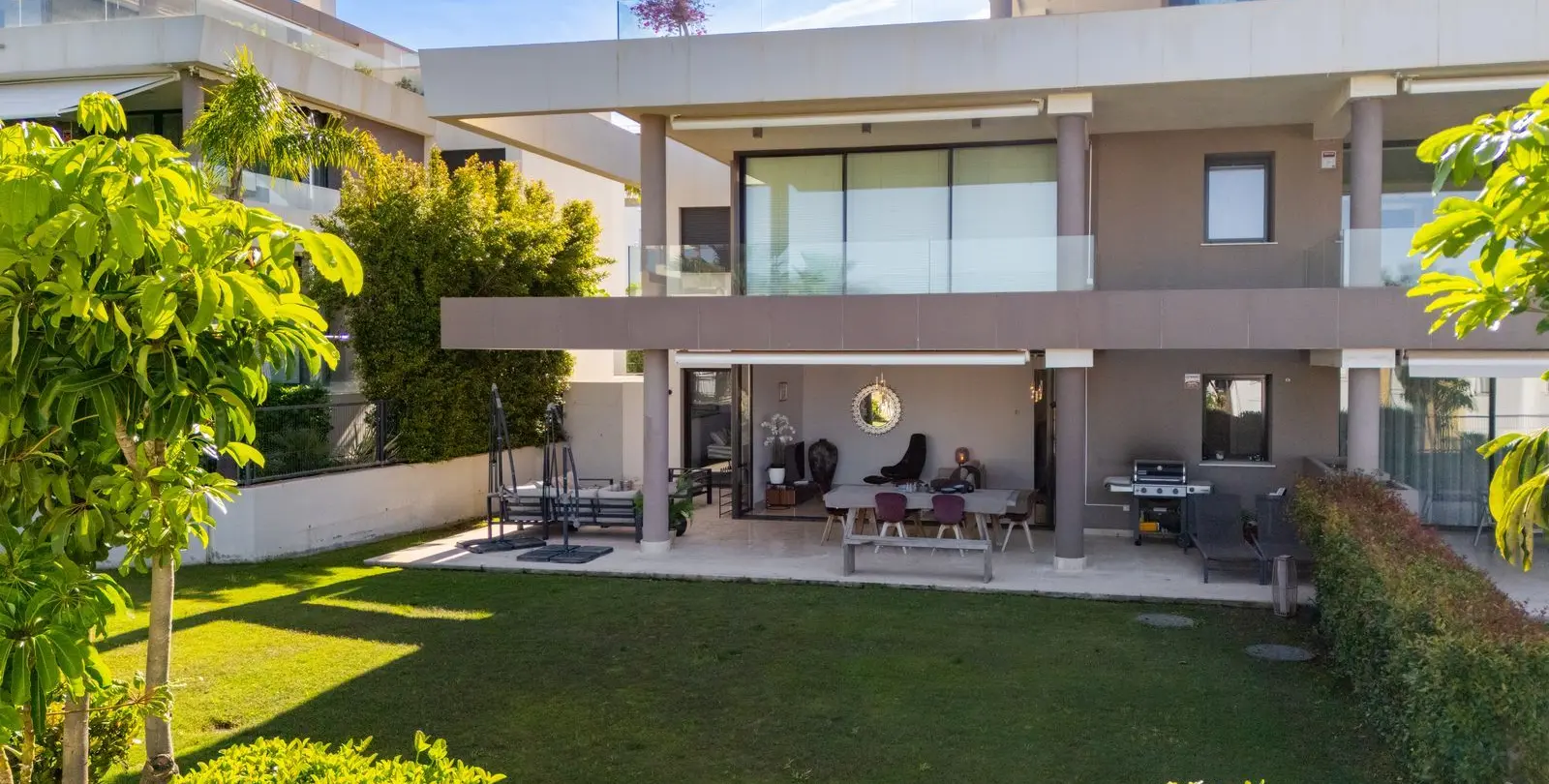 Venta de apartamento en planta baja en Cabopino 19