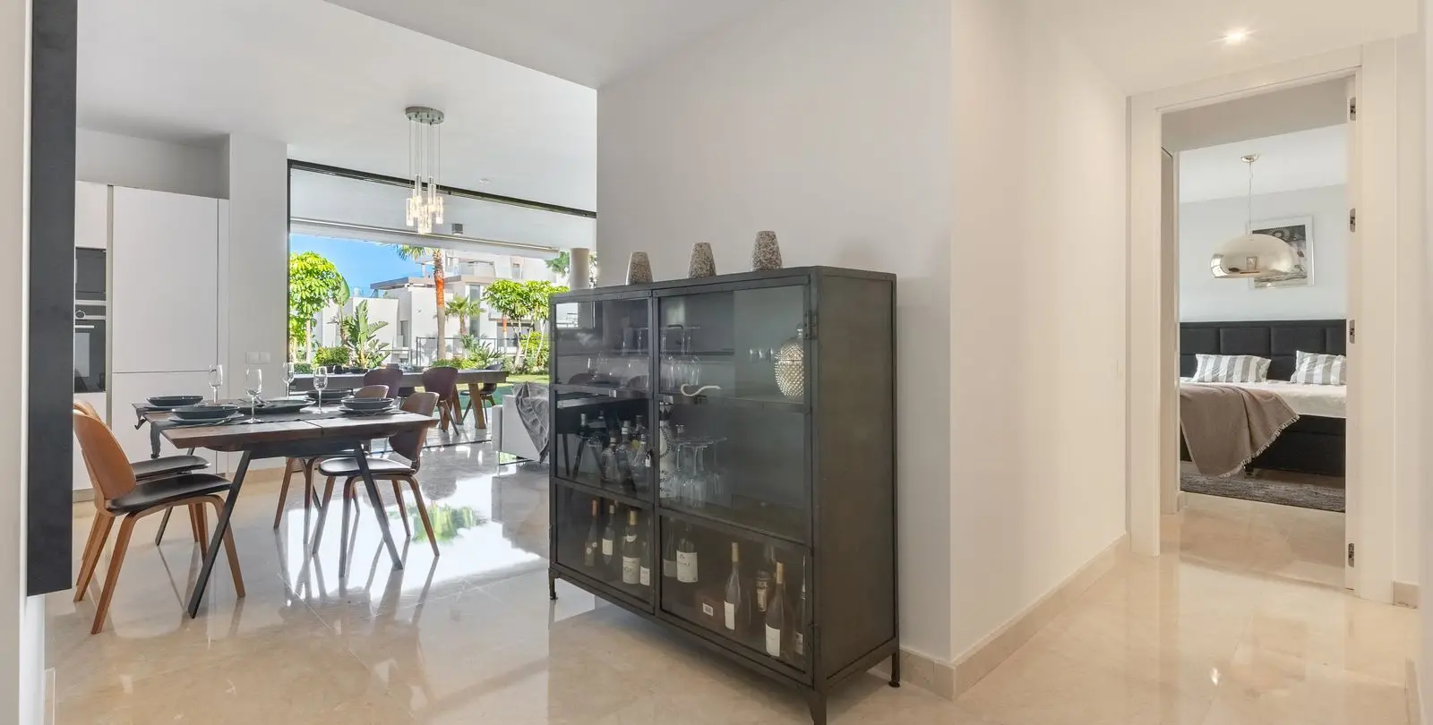Venta de apartamento en planta baja en Cabopino 23