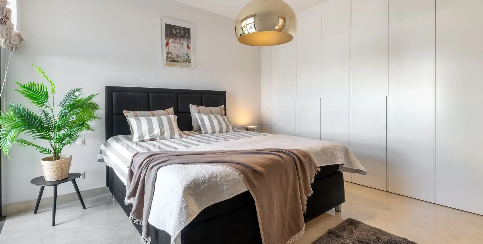 Venta de apartamento en planta baja en Cabopino 34