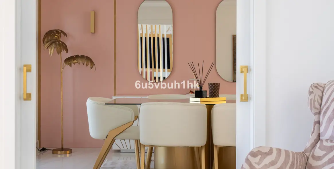 Продажа дома на две семьи в La Mairena 8
