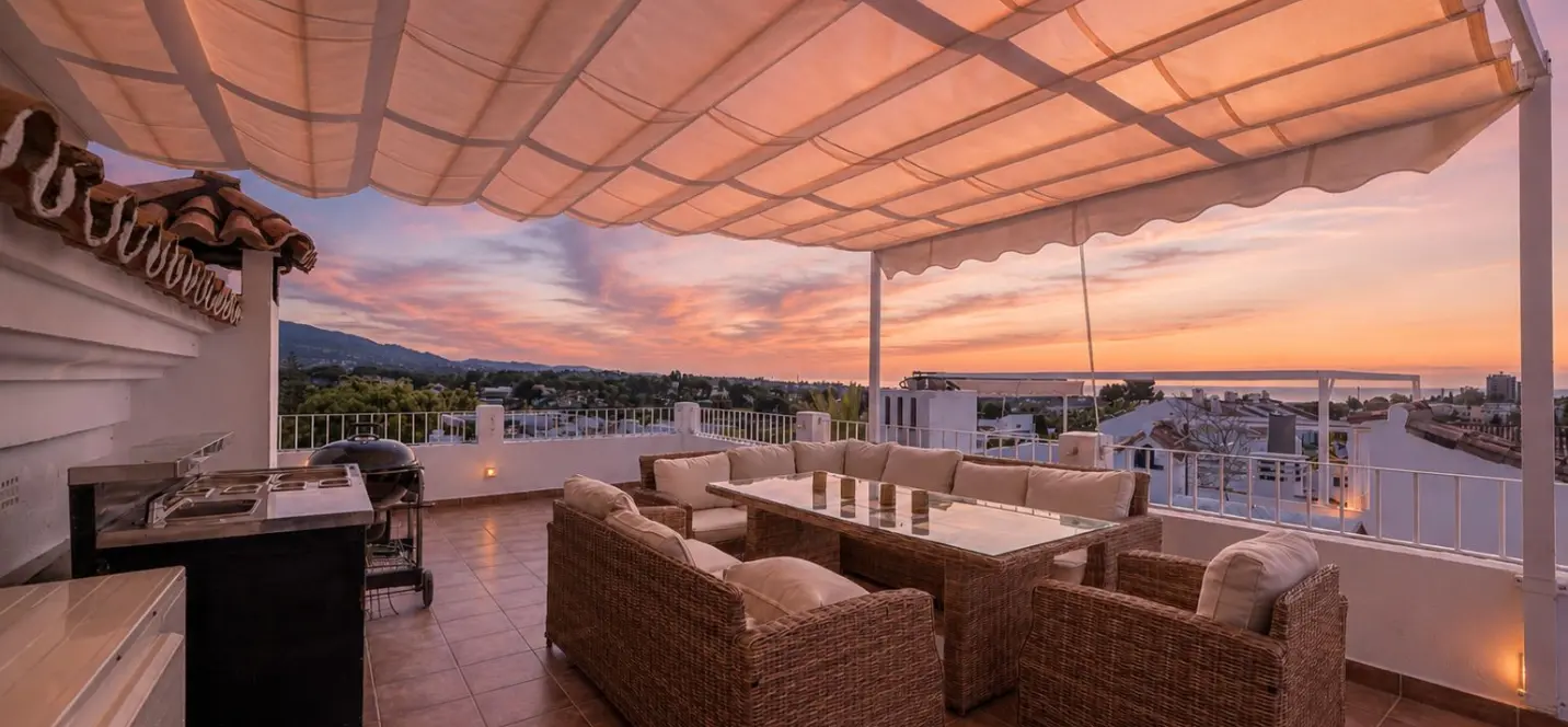 Sale of townhouse in Nueva Andalucía 0