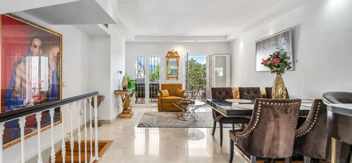 Sale of townhouse in Nueva Andalucía 2
