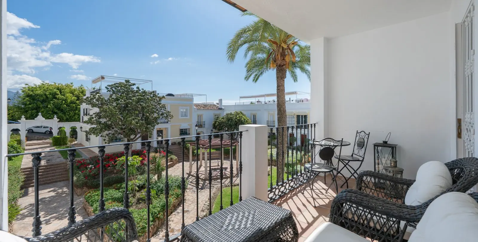 Venta de adosado en Nueva Andalucía 11
