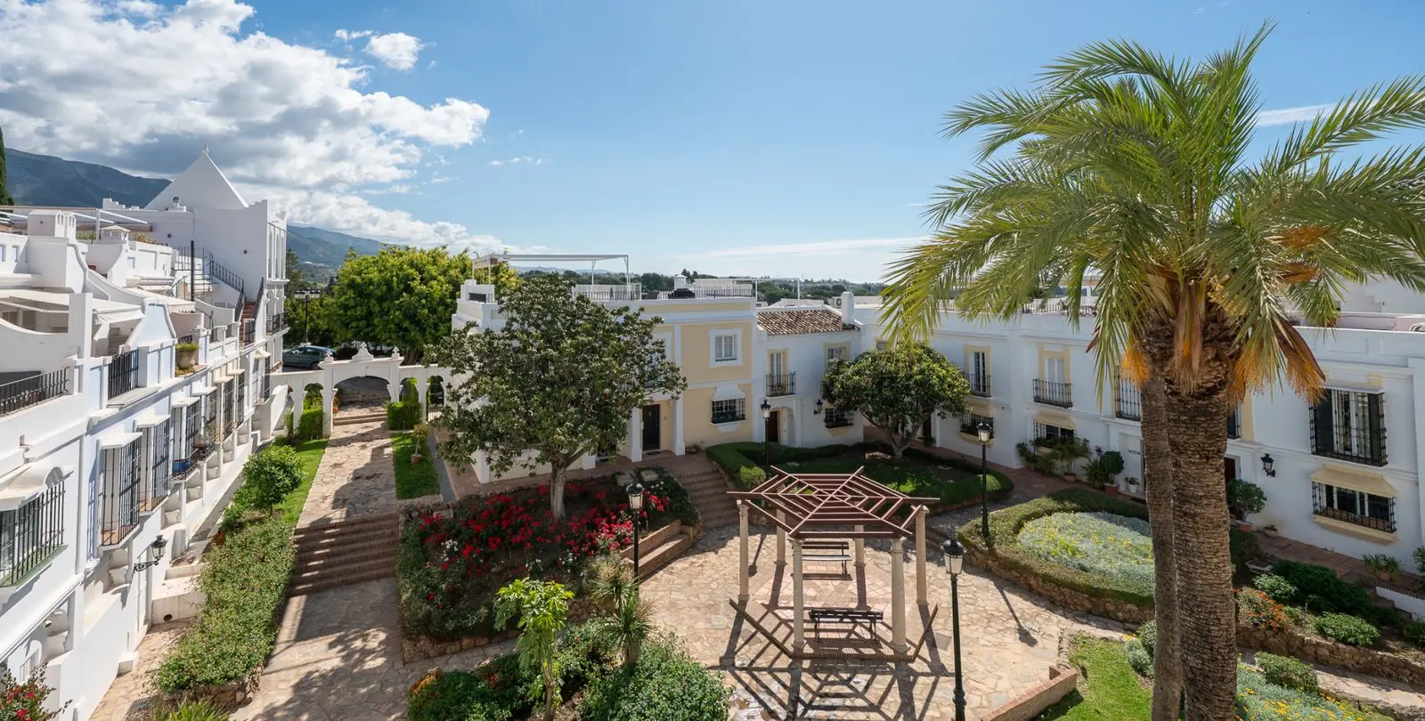 Venta de adosado en Nueva Andalucía 15