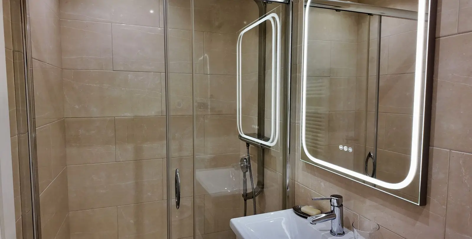 Продажа двухуровневого пентхауса в La Duquesa 36