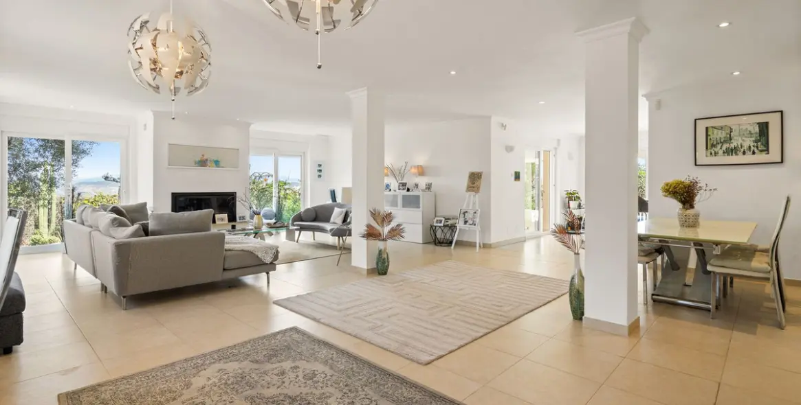 Продажа  отдельно стоящей виллы в Alhaurín el Grande 32