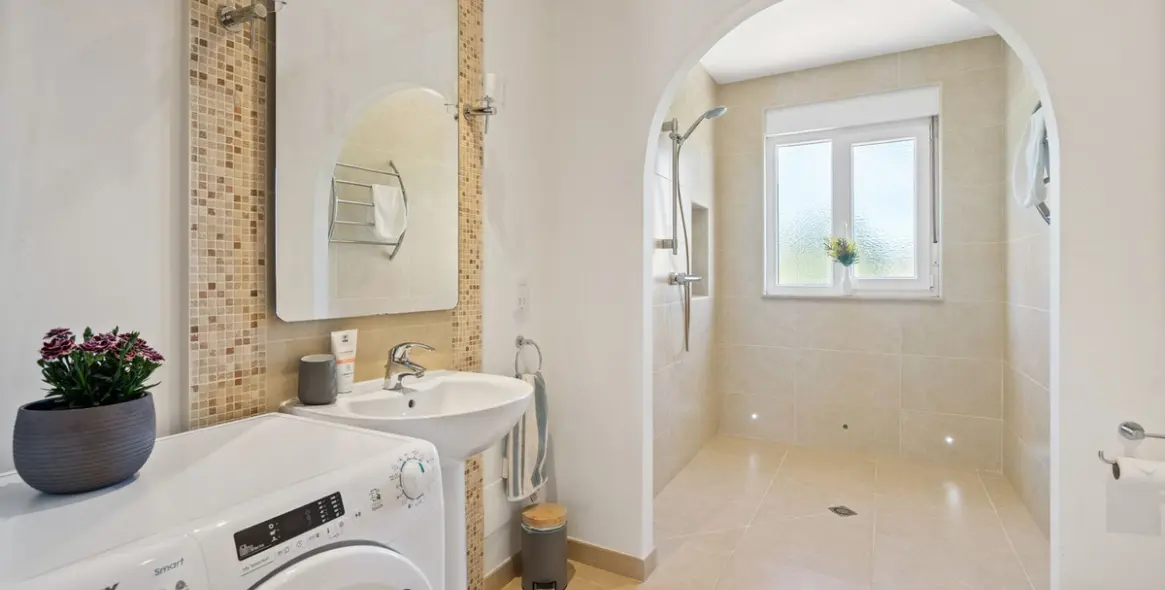 Продажа  отдельно стоящей виллы в Alhaurín el Grande 75