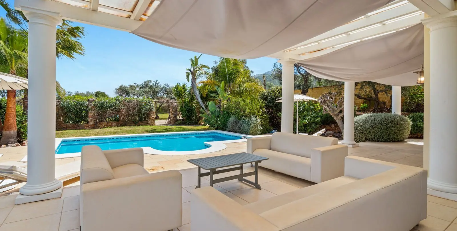 Sale of detached villa in Alhaurín el Grande 36