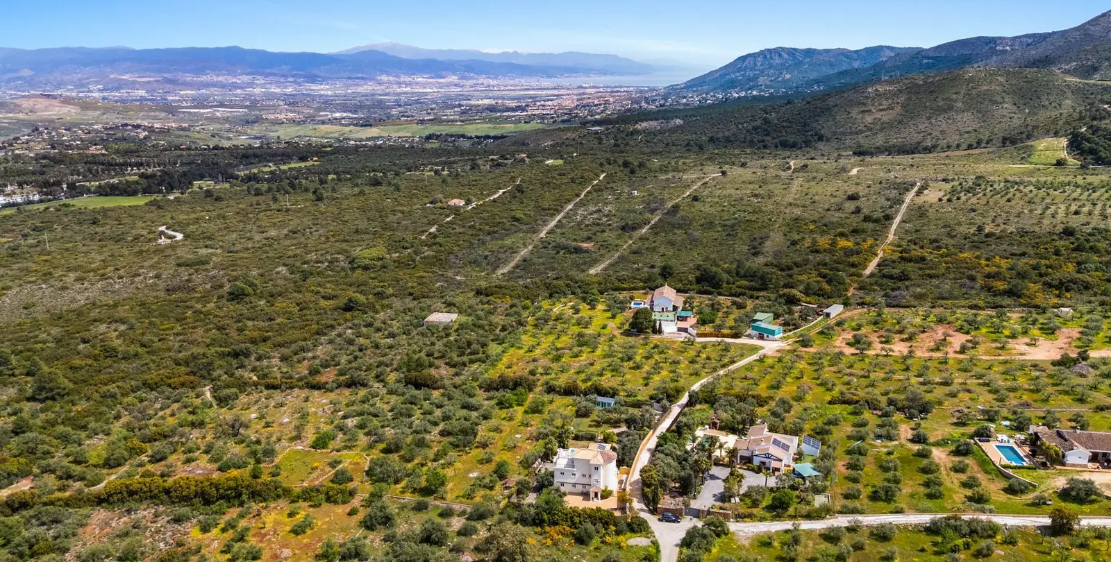 Sale of detached villa in Alhaurín el Grande 57