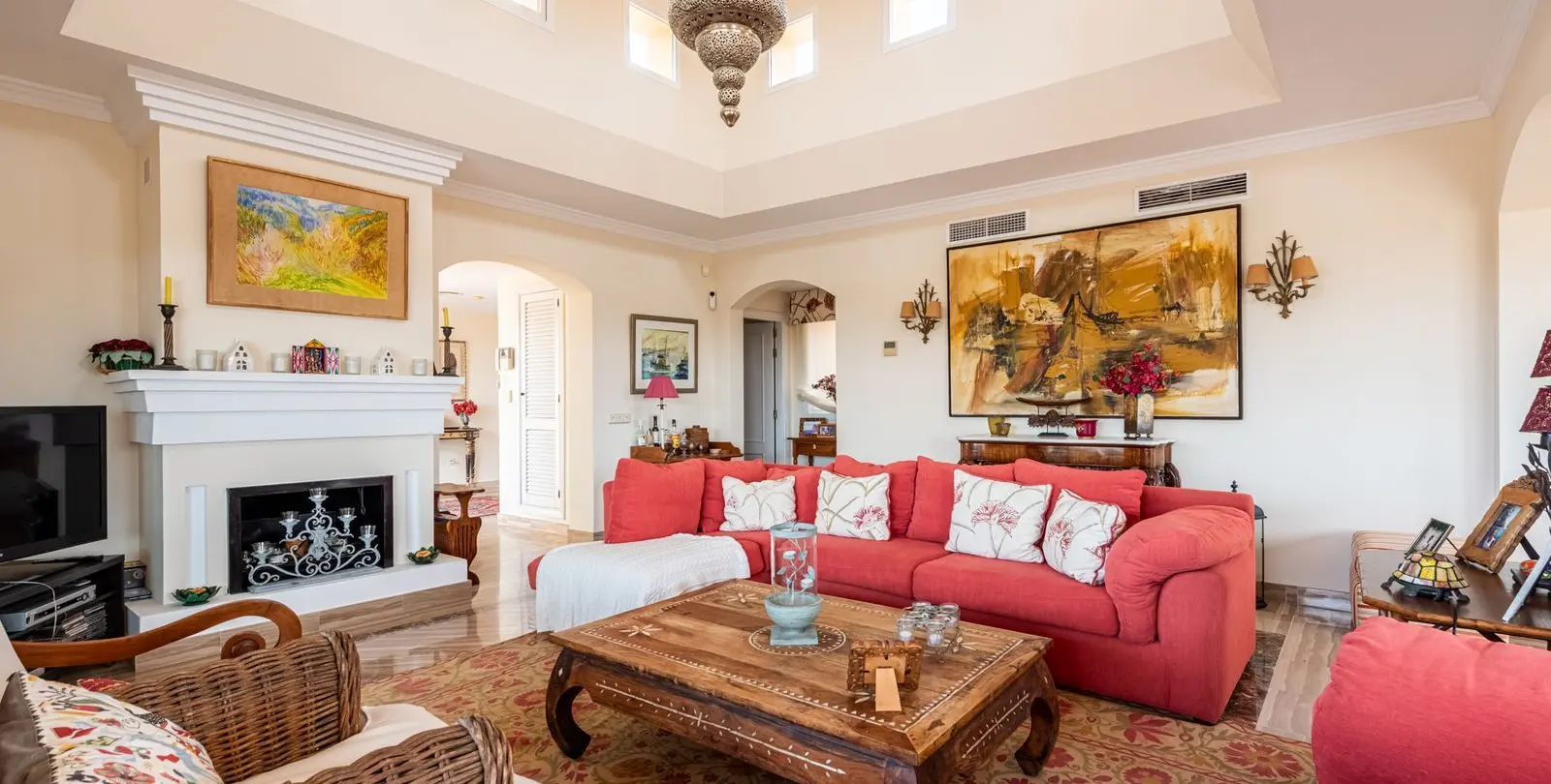 Продажа двухуровневого пентхауса в Elviria 10