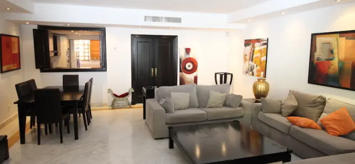 Long-term rent of semi-detached house in The Golden Mile 3