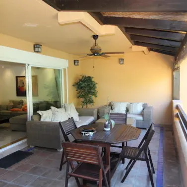 Long-term rent of semi-detached house in The Golden Mile