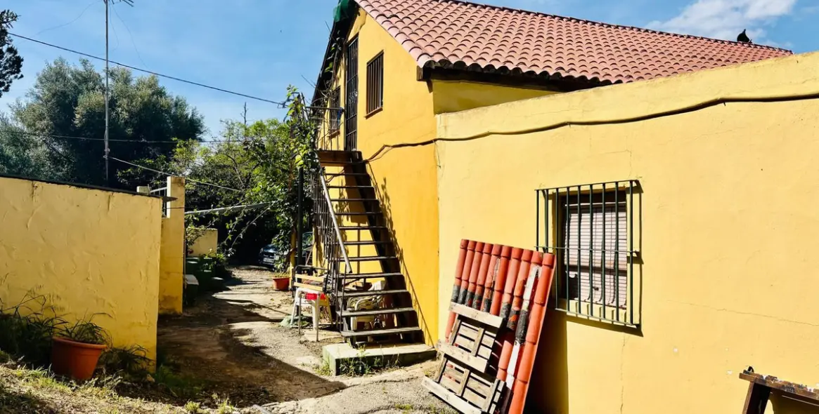 Sale of residential plot in Estepona 28
