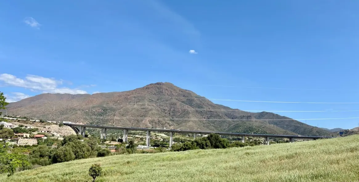 Sale of residential plot in Estepona 32