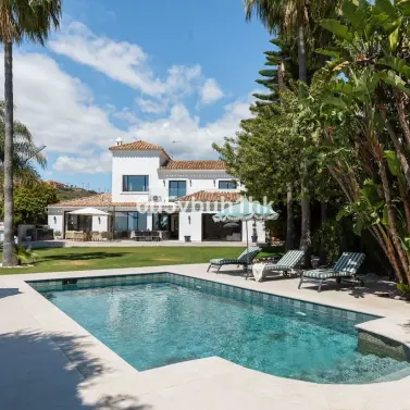 Venta de villa independiente en Benahavís