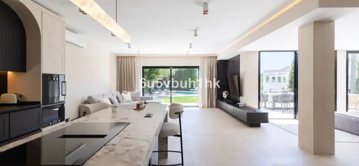 Venta de villa independiente en Benahavís 2