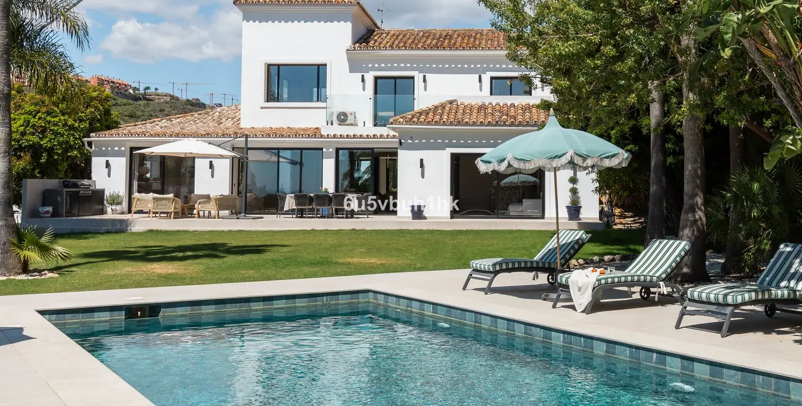 Venta de villa independiente en Benahavís 2