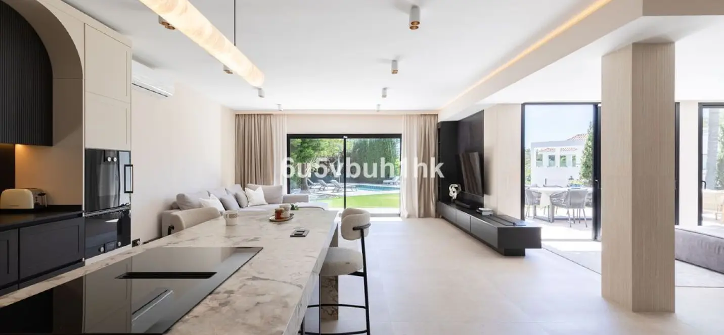 Sale of detached villa in Benahavís 3