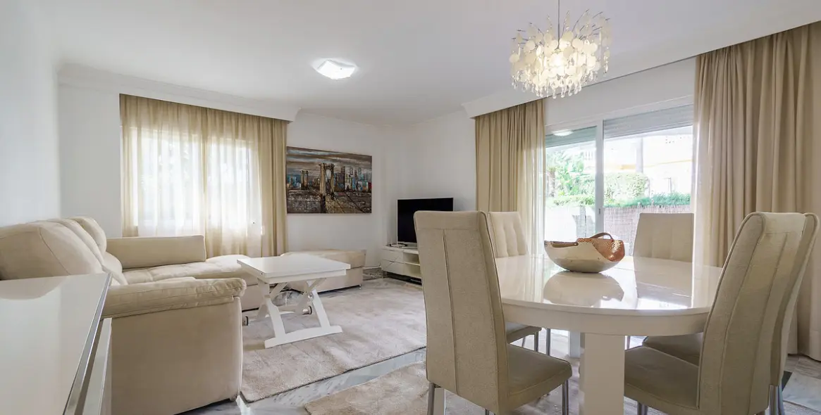 Short-term rent of ground floor apartment in Nueva Andalucía 1