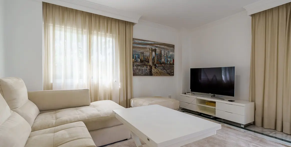 Short-term rent of ground floor apartment in Nueva Andalucía 3