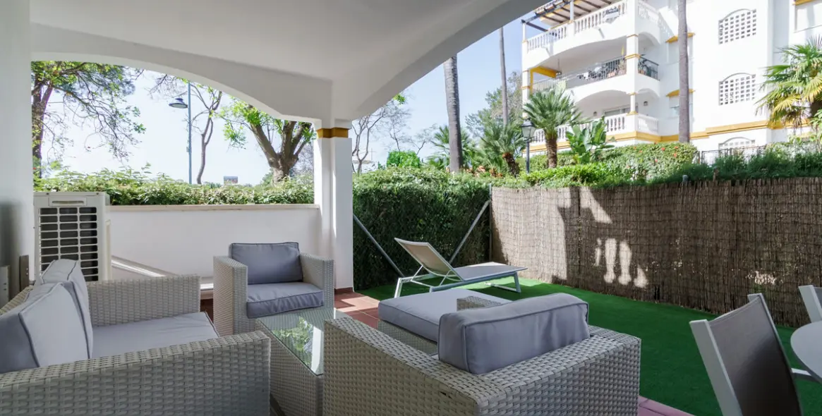 Short-term rent of ground floor apartment in Nueva Andalucía 8