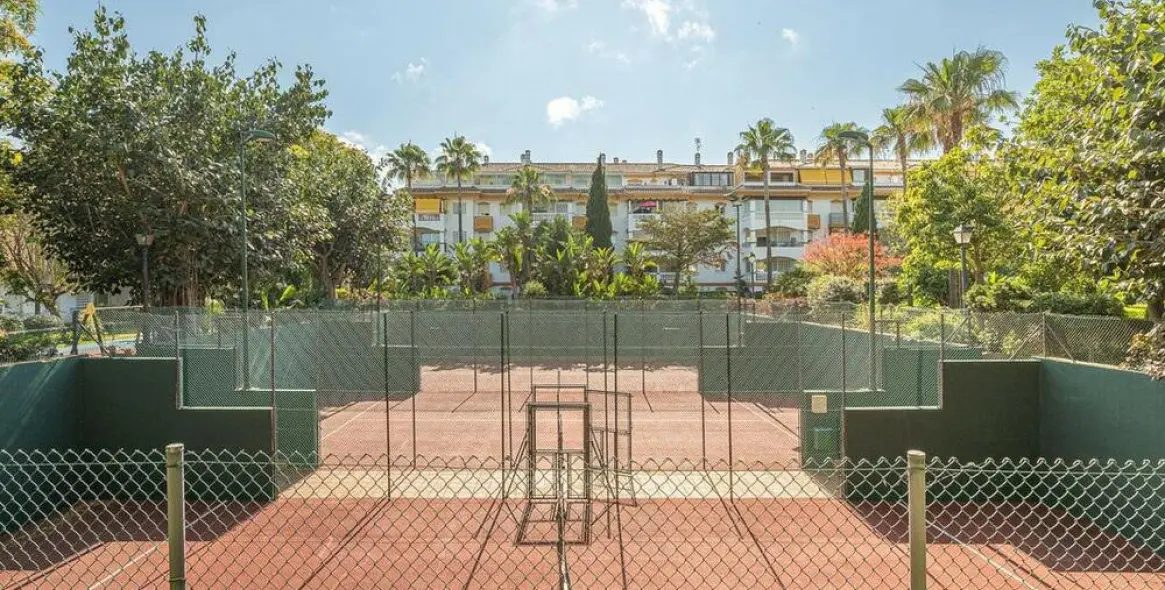 Short-term rent of ground floor apartment in Nueva Andalucía 31