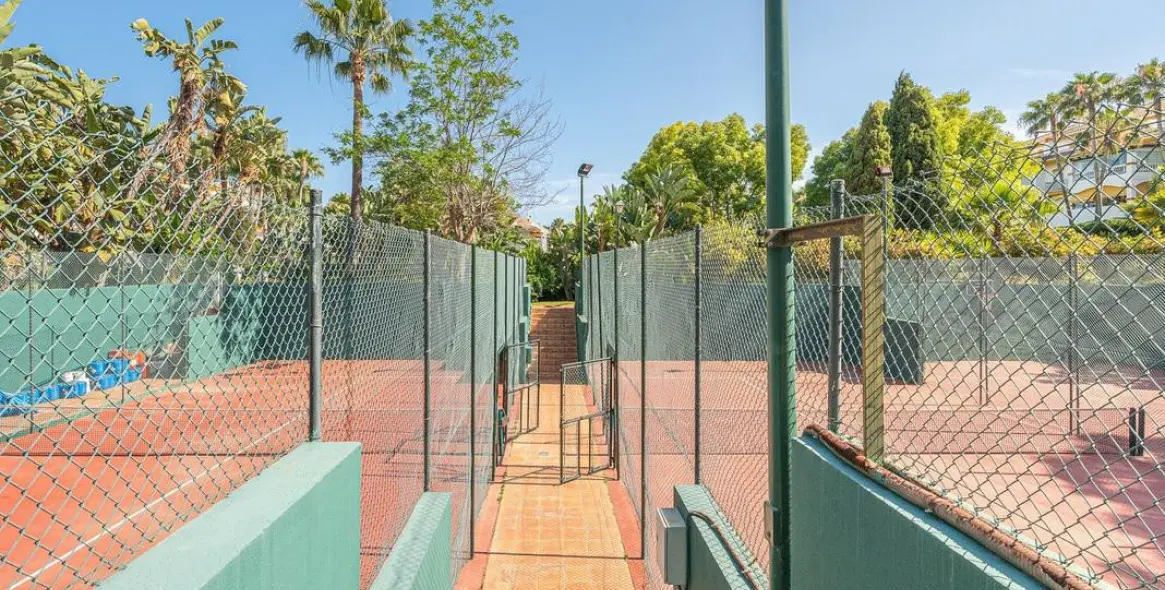 Short-term rent of ground floor apartment in Nueva Andalucía 33