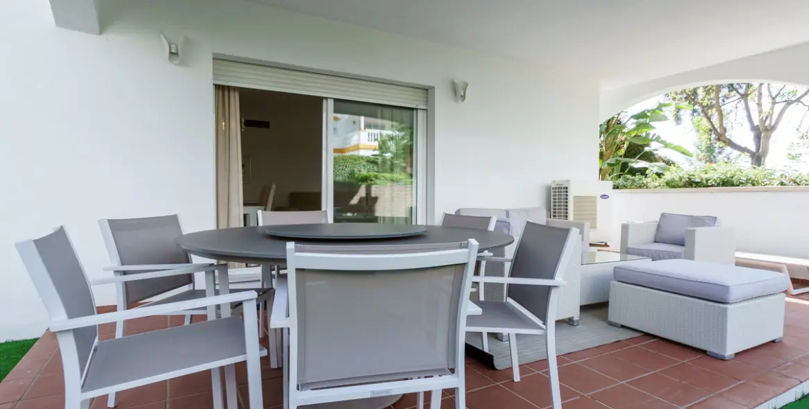 Short-term rent of ground floor apartment in Nueva Andalucía 10