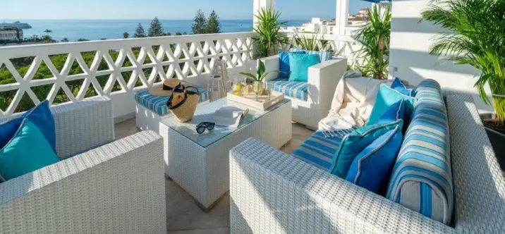 Alquiler a largo plazo de ático dúplex en Puerto Banús 1