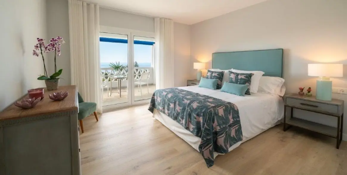 Долгосрочная аренда двухуровневого пентхауса в Puerto Banús 15