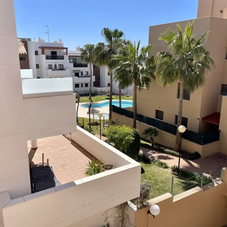 Venta de apartamento en planta media en La Cala